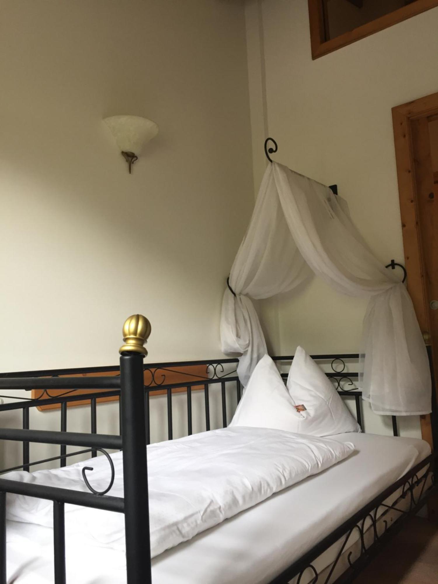 Hotel Und Alpen Apartments Mit Sauna - Buerglhoeh Bischofshofen Ngoại thất bức ảnh